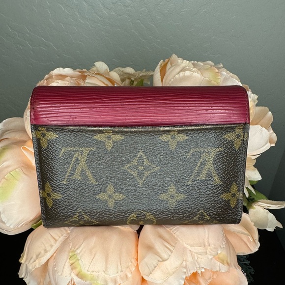 EUC! Louis Vuitton Marie Lou wallet - Picture 2 of 11